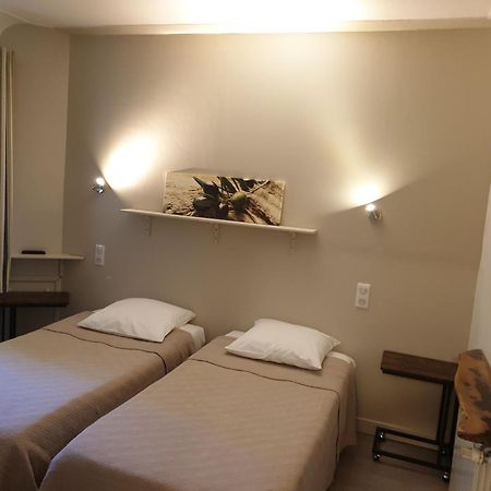 Au Relais Provencal Hotel บันโญลส์-ล็อง-โฟเรต์ ภายนอก รูปภาพ