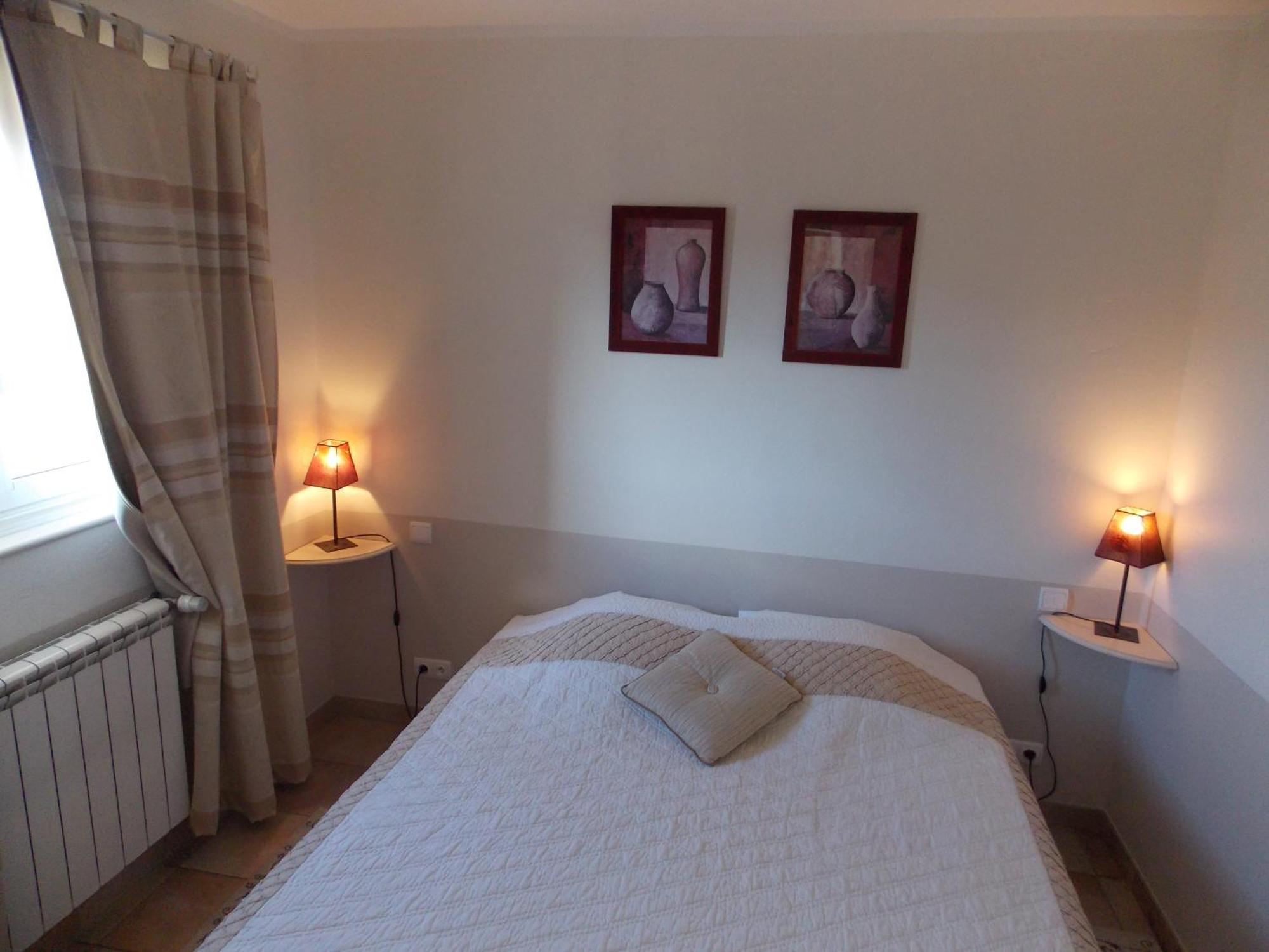Au Relais Provencal Hotel บันโญลส์-ล็อง-โฟเรต์ ห้อง รูปภาพ