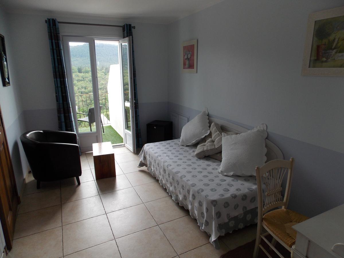 Au Relais Provencal Hotel บันโญลส์-ล็อง-โฟเรต์ ภายนอก รูปภาพ